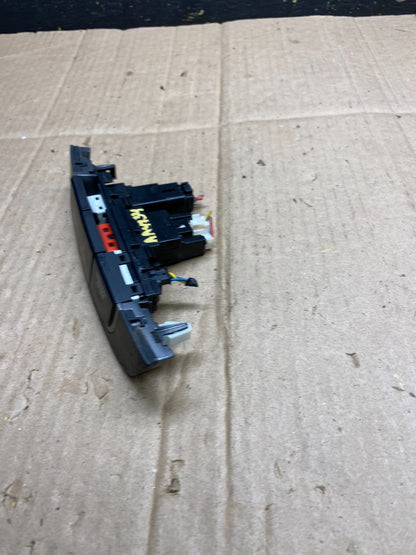 2010 - 2013 Hyundai Tucson Dash Dashboard Center Warning Hazard Switch AA4734 DG2