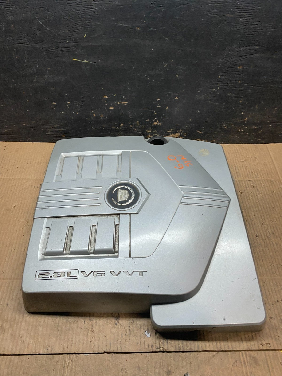 2004 to 2007 Cadillac CTS 2.8L Plastic Engine Cover Shield T9485 DG3