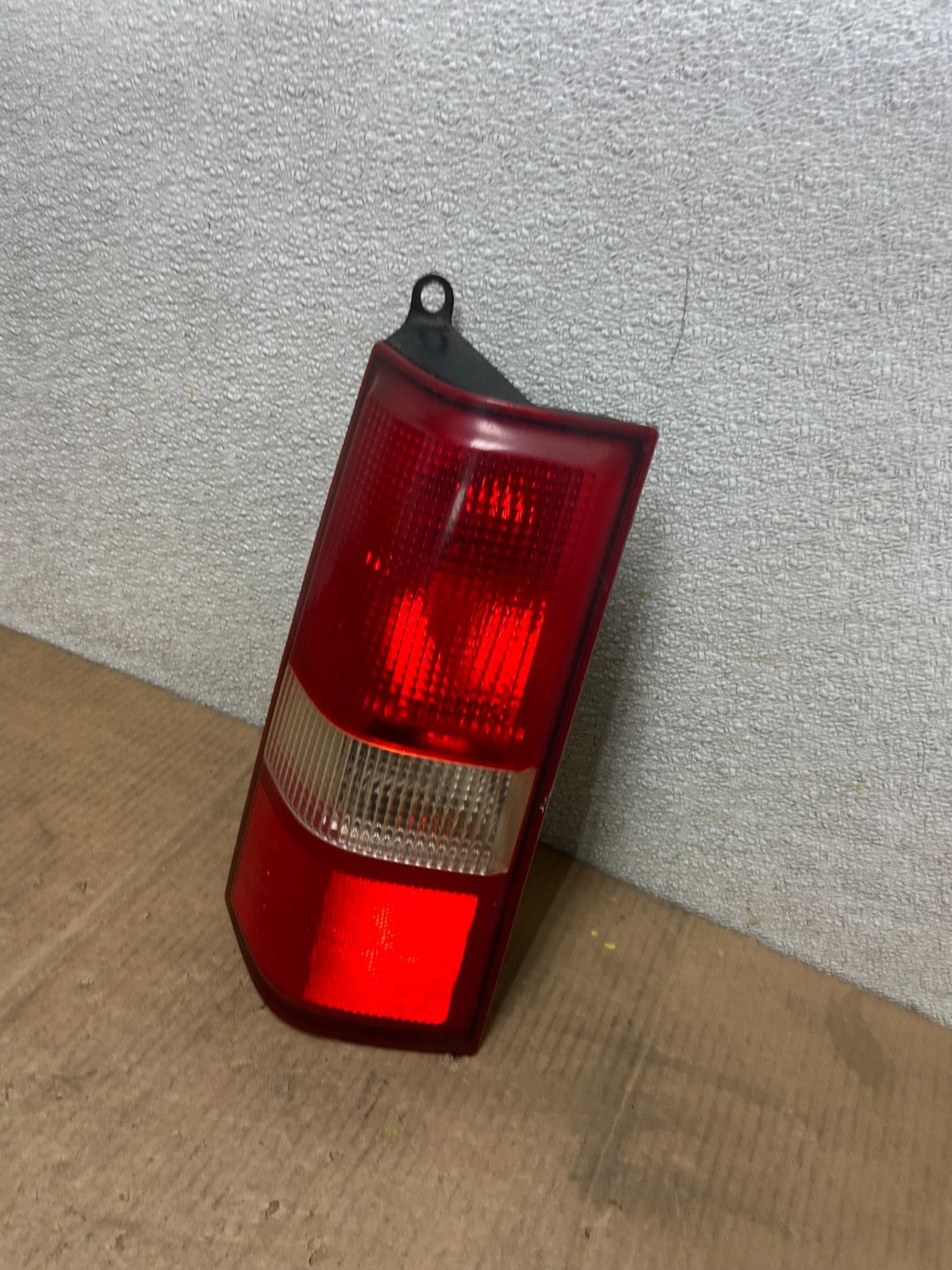 2003 to 2017 Chevrolet Express 1500 Left Driver Side Tail Light Oem AA6291 DW1