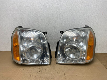 2007 - 2014 GMC Yukon Halogen Headlights Left+Right Side Set AE6129 DW0