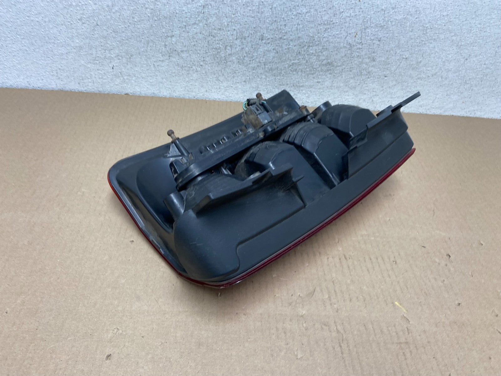 2008 to 2012 Jeep Liberty Left Driver Side Lh Tail Light AG5862 DW5