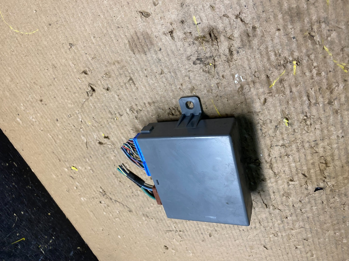 2005 - 2007 Honda Odyssey Rear Left Driver Sliding Door Module s8932 DG1