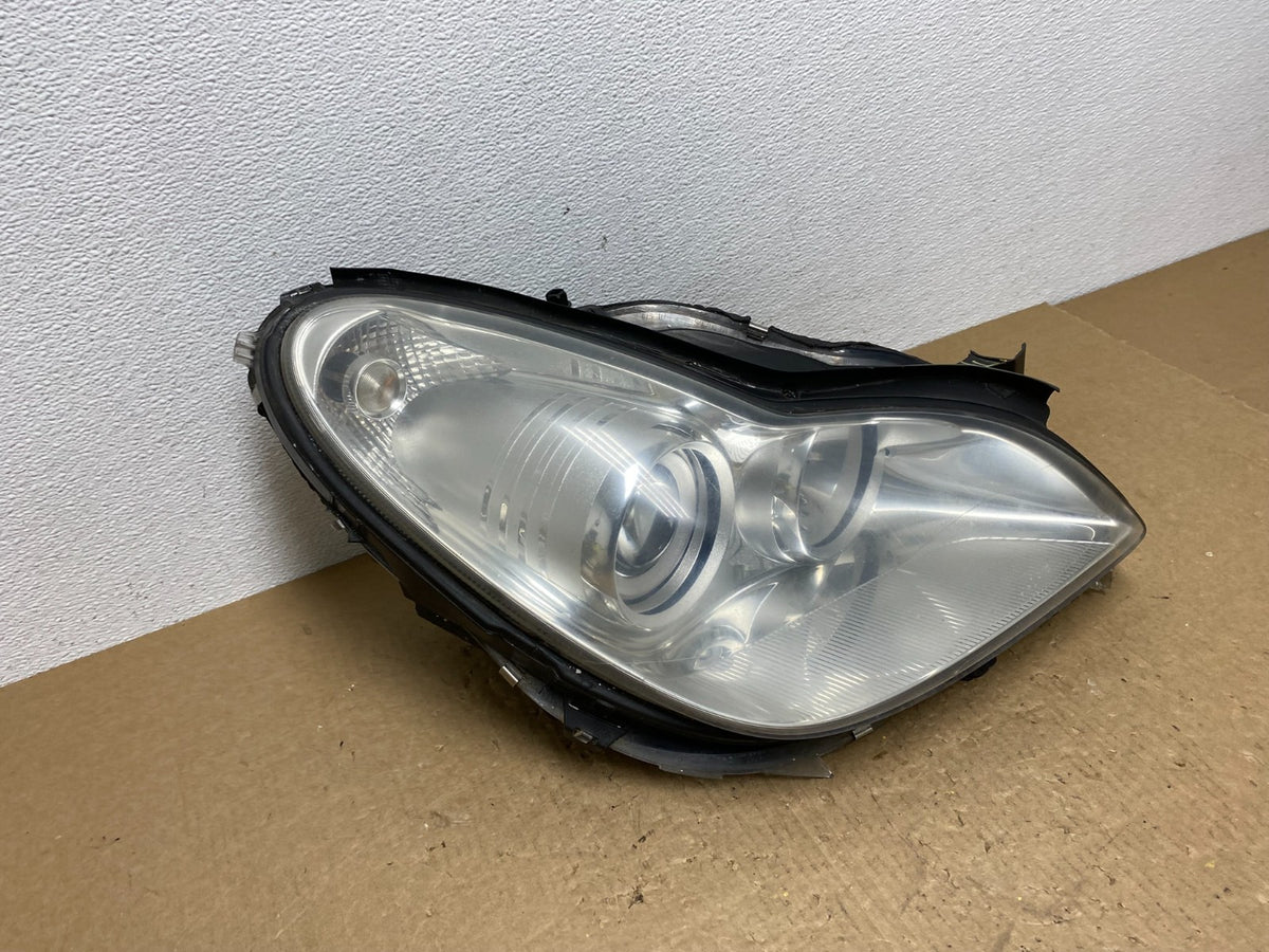 2006 - 2011 Mercedes W219 CLS500 Right Passenger Halogen Headlight AC1373 DW2
