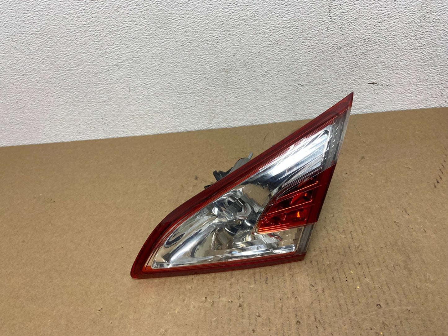 2011-2014 Nissan Murano Right Passenger RH Side Inner Tail Light Oem AC1160 LK0