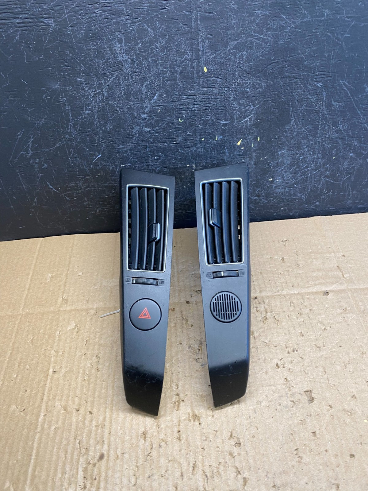 2007-2012 Hyundai Veracruz Left+Right Set Dash AC Air Vent Trim Panel AD1891 DG0
