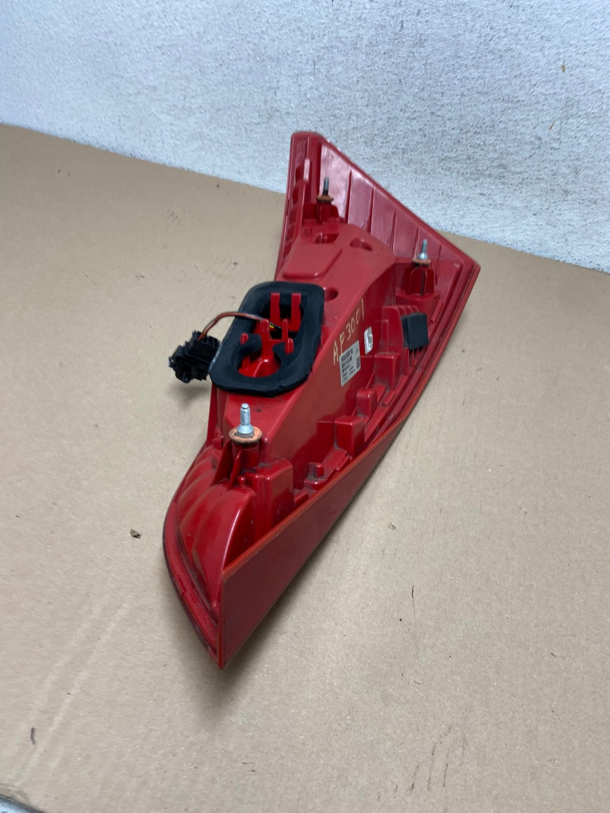 2009 to 2012 Audi Q5 Left Driver LH Side Tail light AF3001 LK5