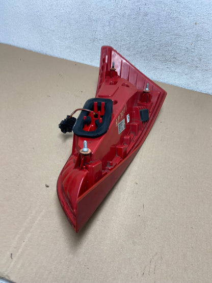 2009 to 2012 Audi Q5 Left Driver LH Side Tail light AF3001 LK5