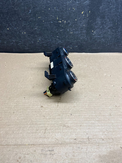 2014 - 2016 Kia Forte Temperature A/C Heater Climate Control AH1598 DG1