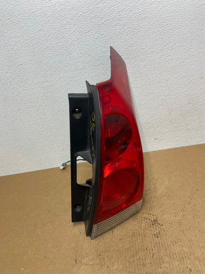 2004 to 2009 Nissan Quest Right Passenger RH Side Tail Light AC2937 LK1