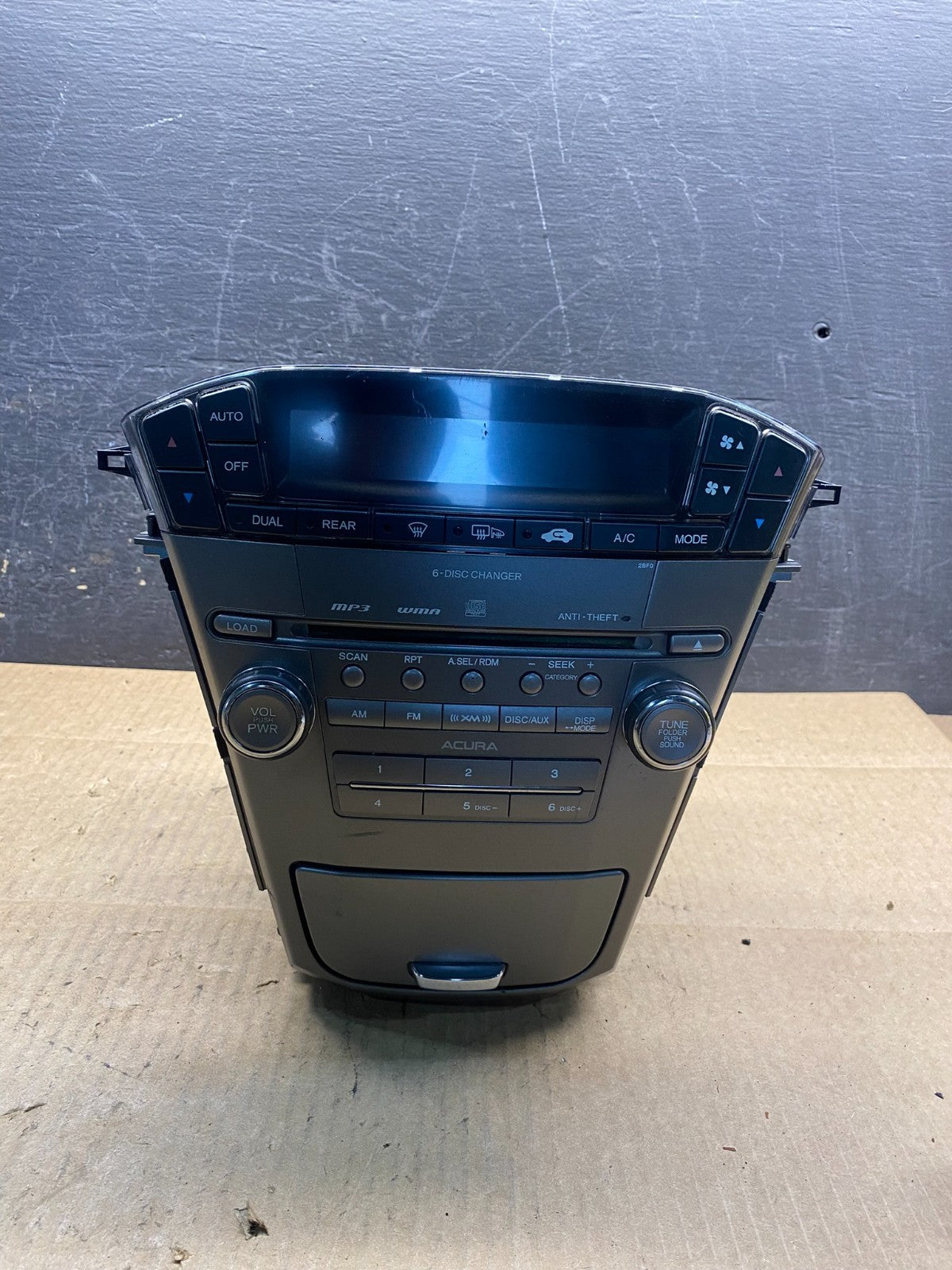 2007 to 2009 Acura Mdx Radio Stereo 6 CD Player Climate Control Pan OE AG7338 DG0