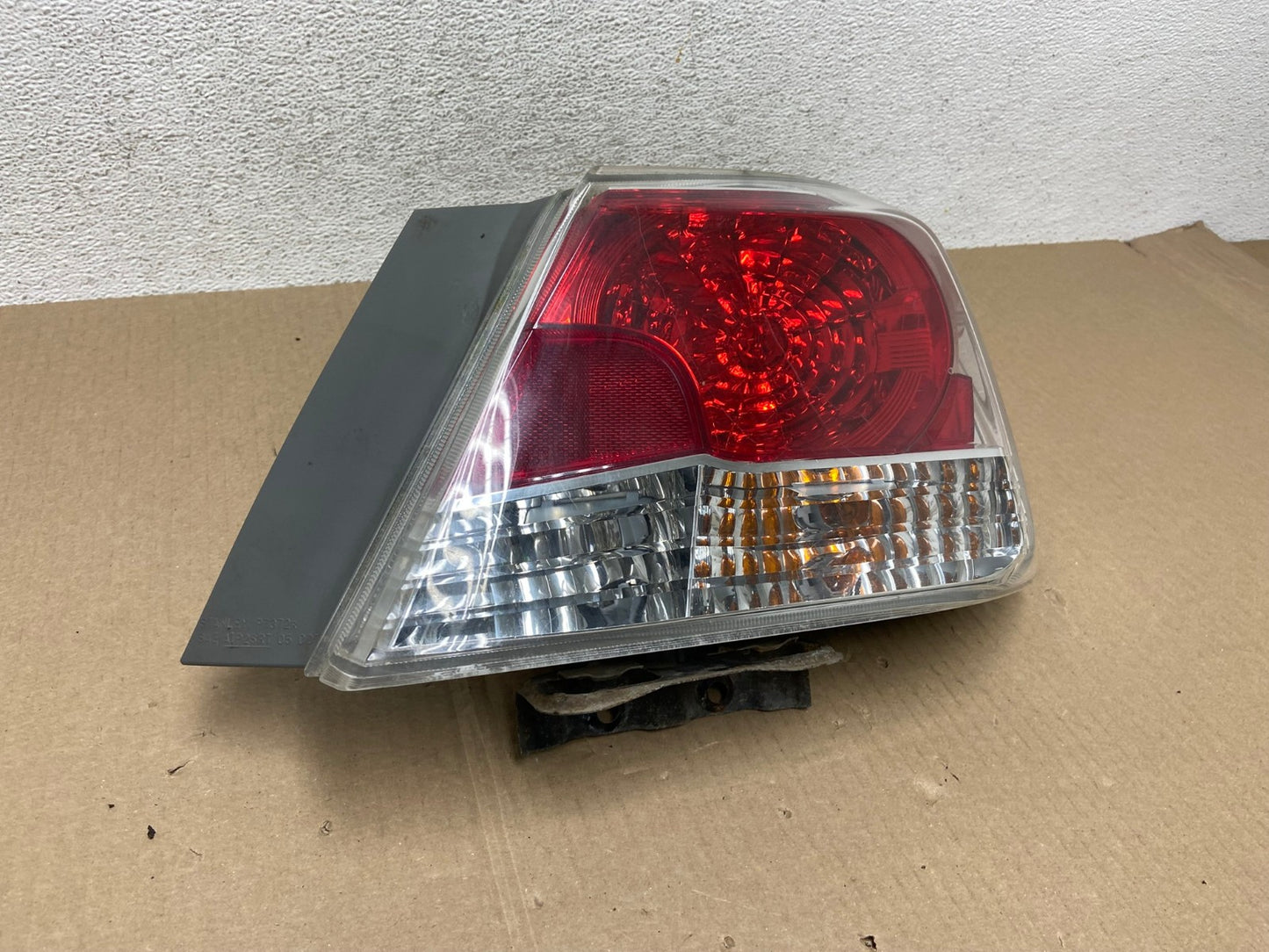2008 to 2012 Honda Accord Sedan Tail light Right Passenger RH AE6960 LK2