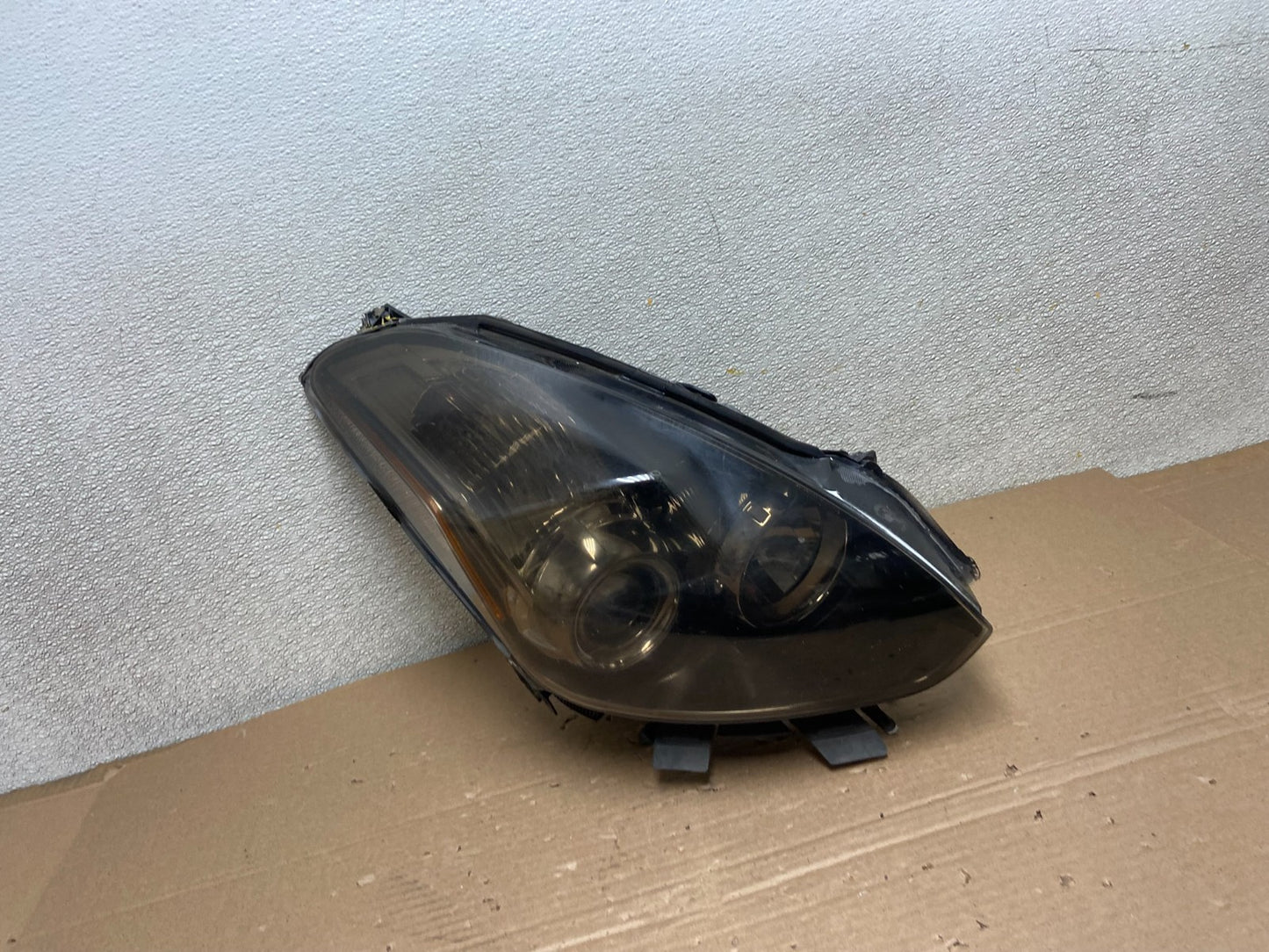 Coupe 2010 to 2013 Nissan Altima Right Passenger Headlight Xenon Oem AB1357 DW0
