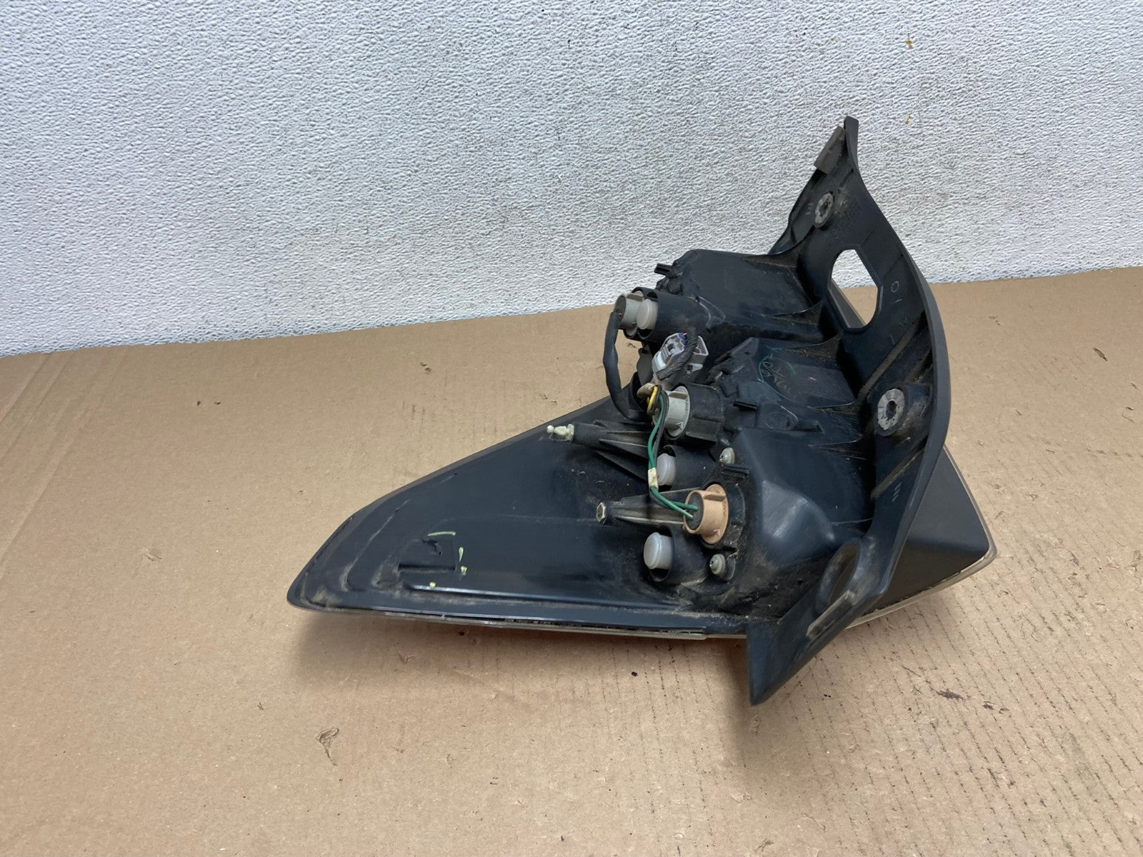 2009 - 2013 Subaru Forester Left Driver Lh Side Tail Light AF3176 LK6