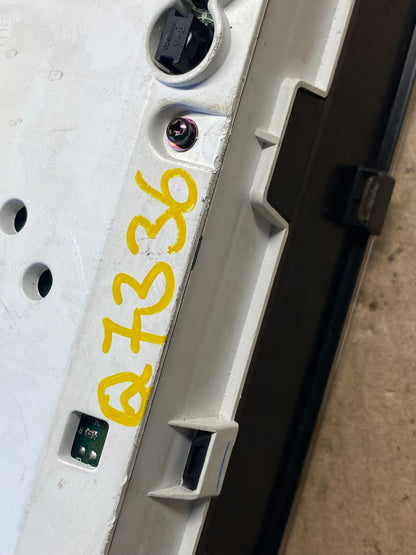 2001 to 2004 Toyota Sequoia Speedometer Insrument Gauge Cluster Q7336 DG8