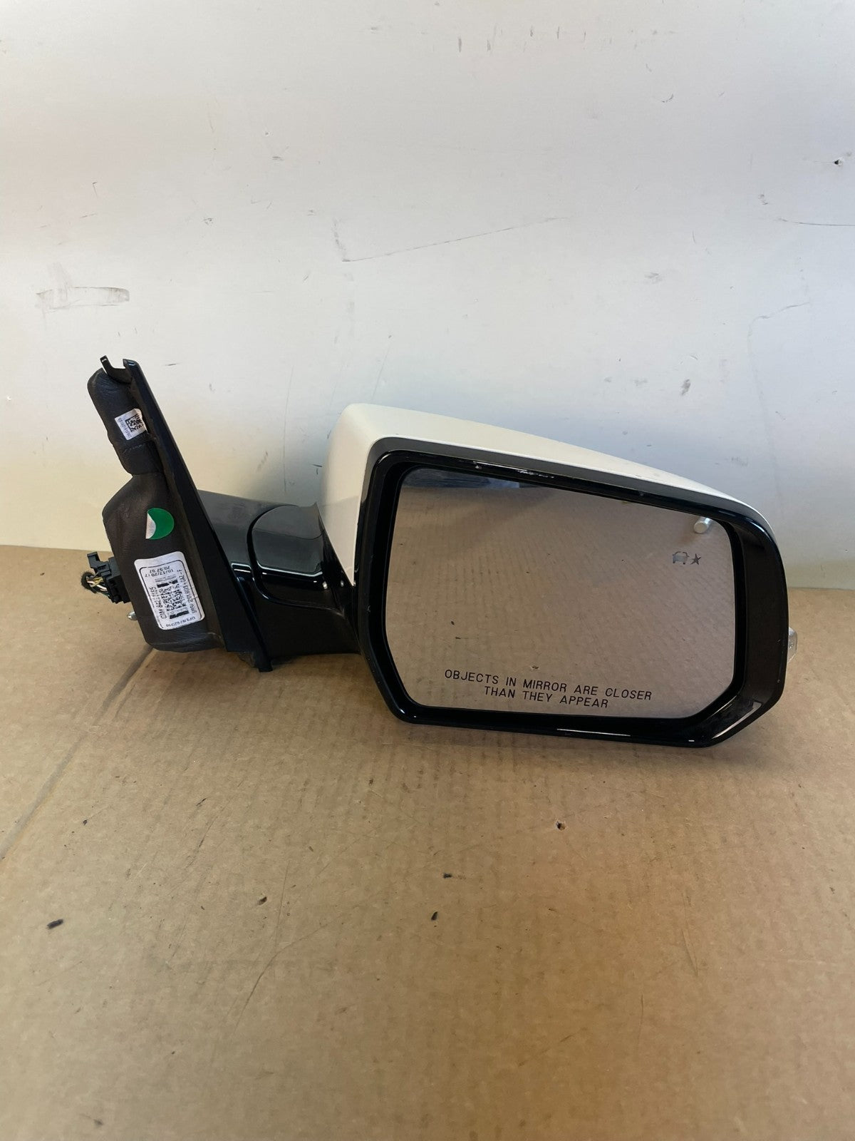 2018 to 2023 Chevrolet Traverse Right Side View Door Mirror Camera AG2711 PS7
