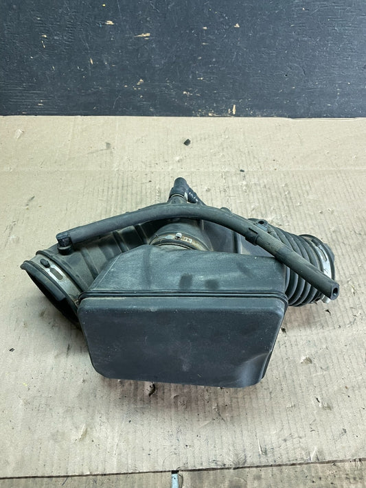 2009 to 2012 Ford Flex Taurus Lincoln Mks Air Hose Duct Tube OEM M8934 DG0