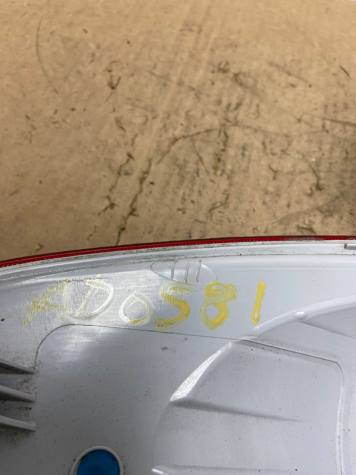 2010 to 2015 Chevrolet Equinox Right Passenger Rh Side Tail Light AD0581 LK7