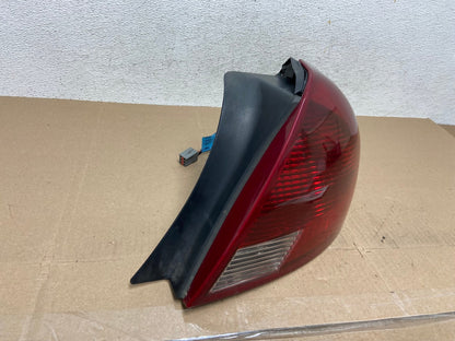 2000 to 2003 Ford Taurus Right Passenger Rh Side Tail Light AE6648 LK2