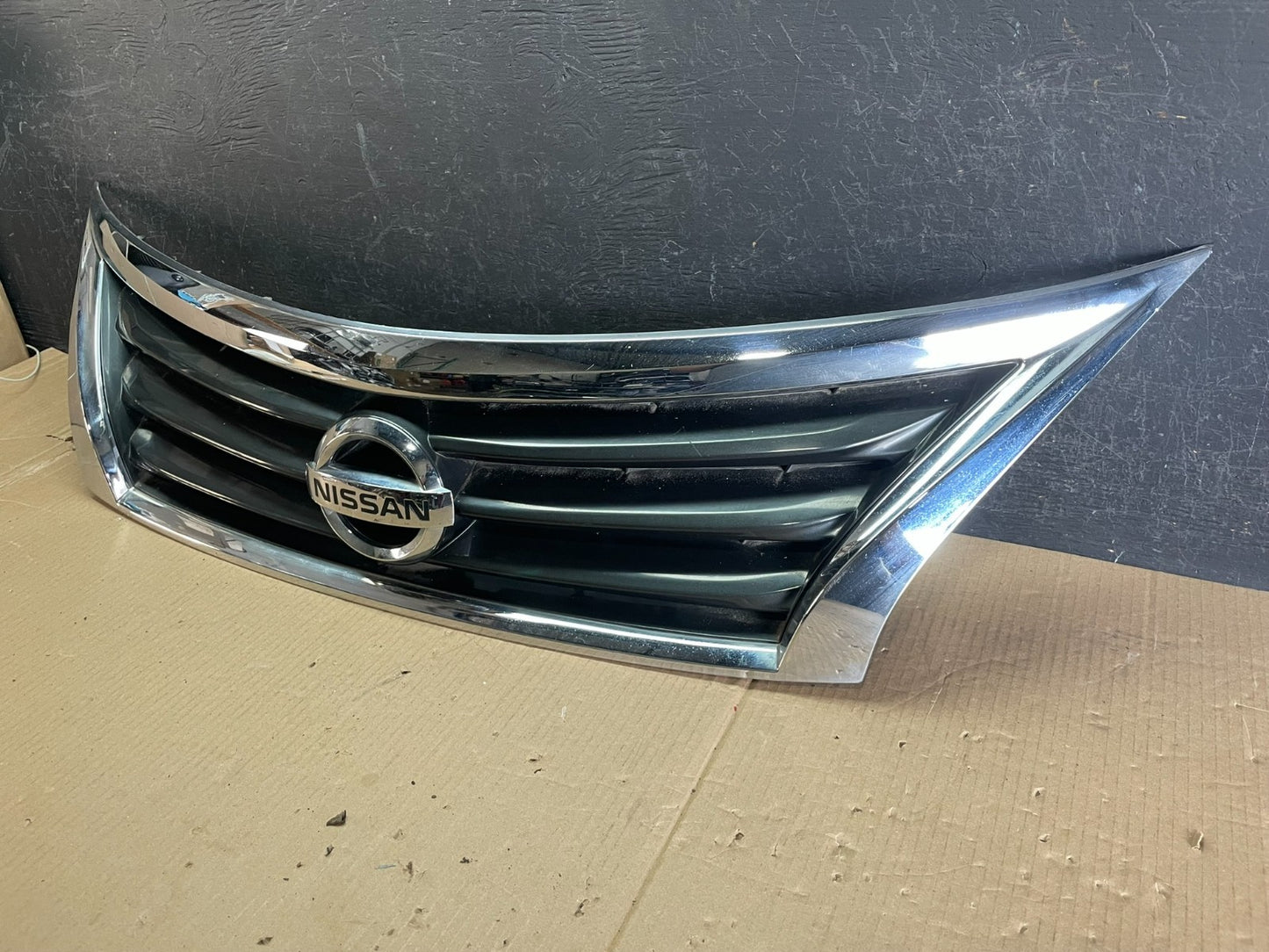 2013 to 2015 Nissan Altima Front Upper Grill Grille Sedan Aftermarket AE3606 DG1