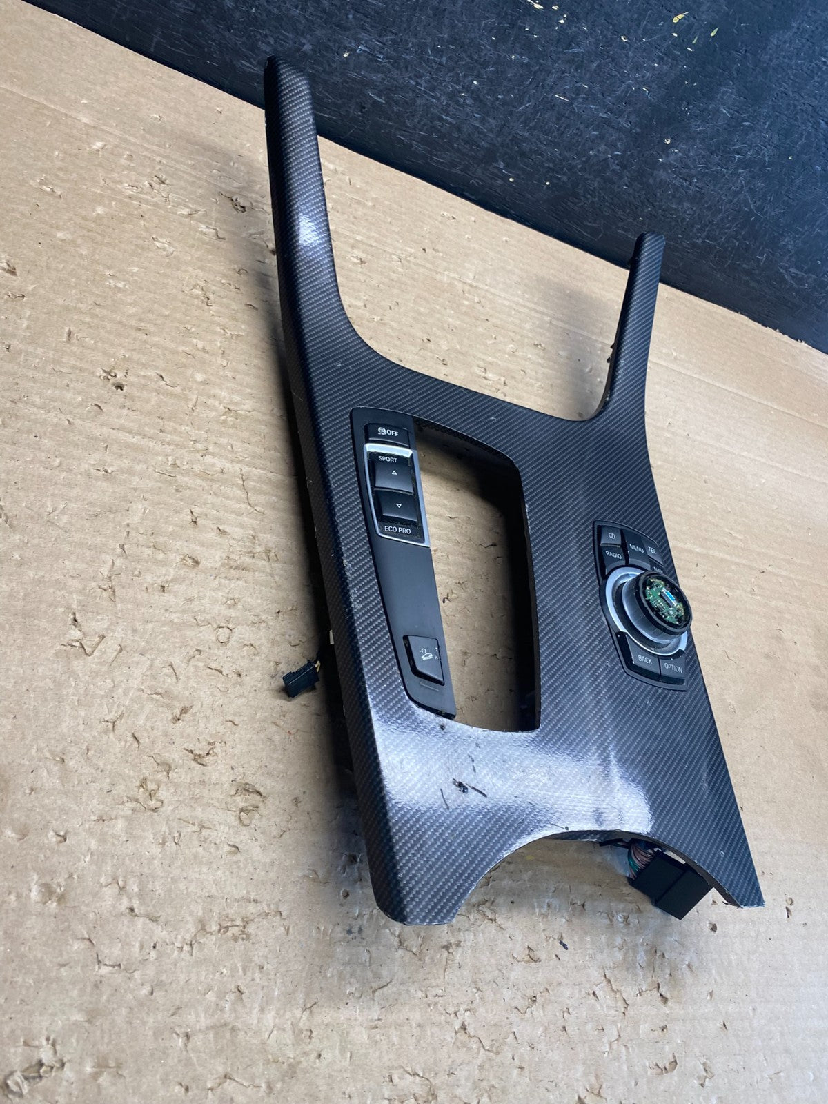 2011-2018 BMW X3 Center Console Shifter Surround Trim Bezel 9184481 AG8480 DG5