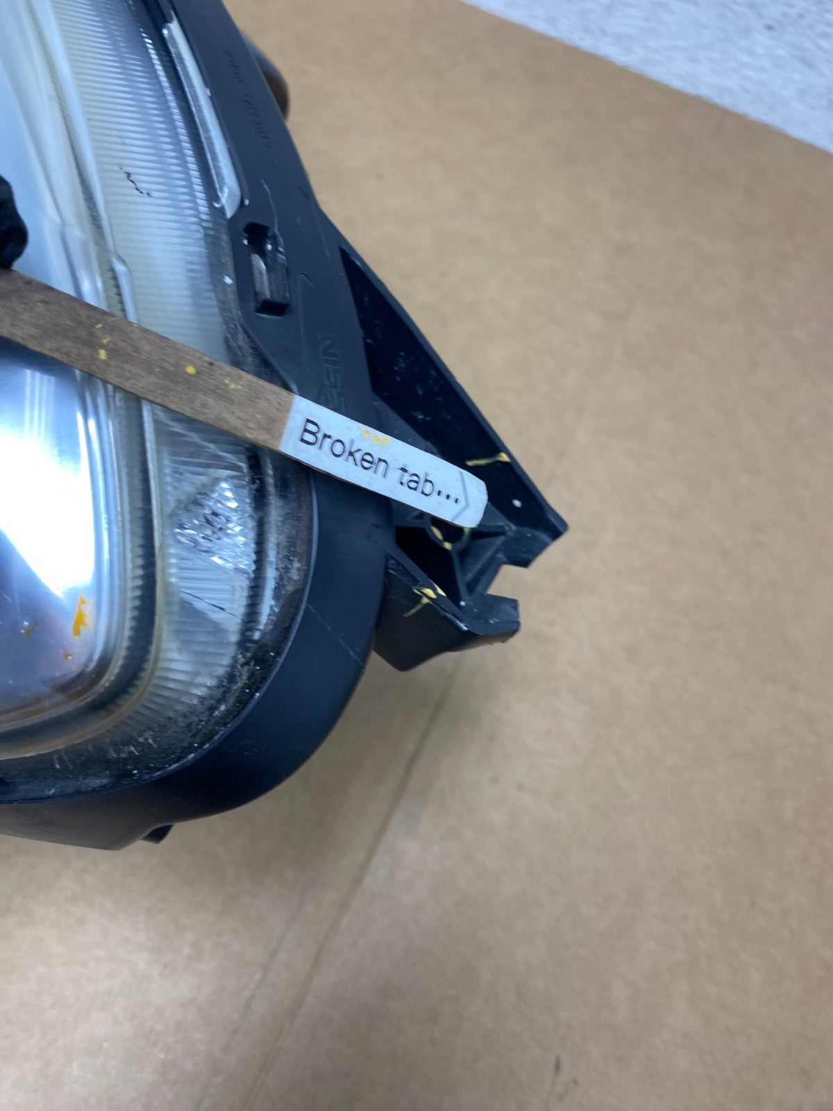 2012 2013 2014 Nissan Versa Sedan Headlight Left Driver LH AE2901 DW5