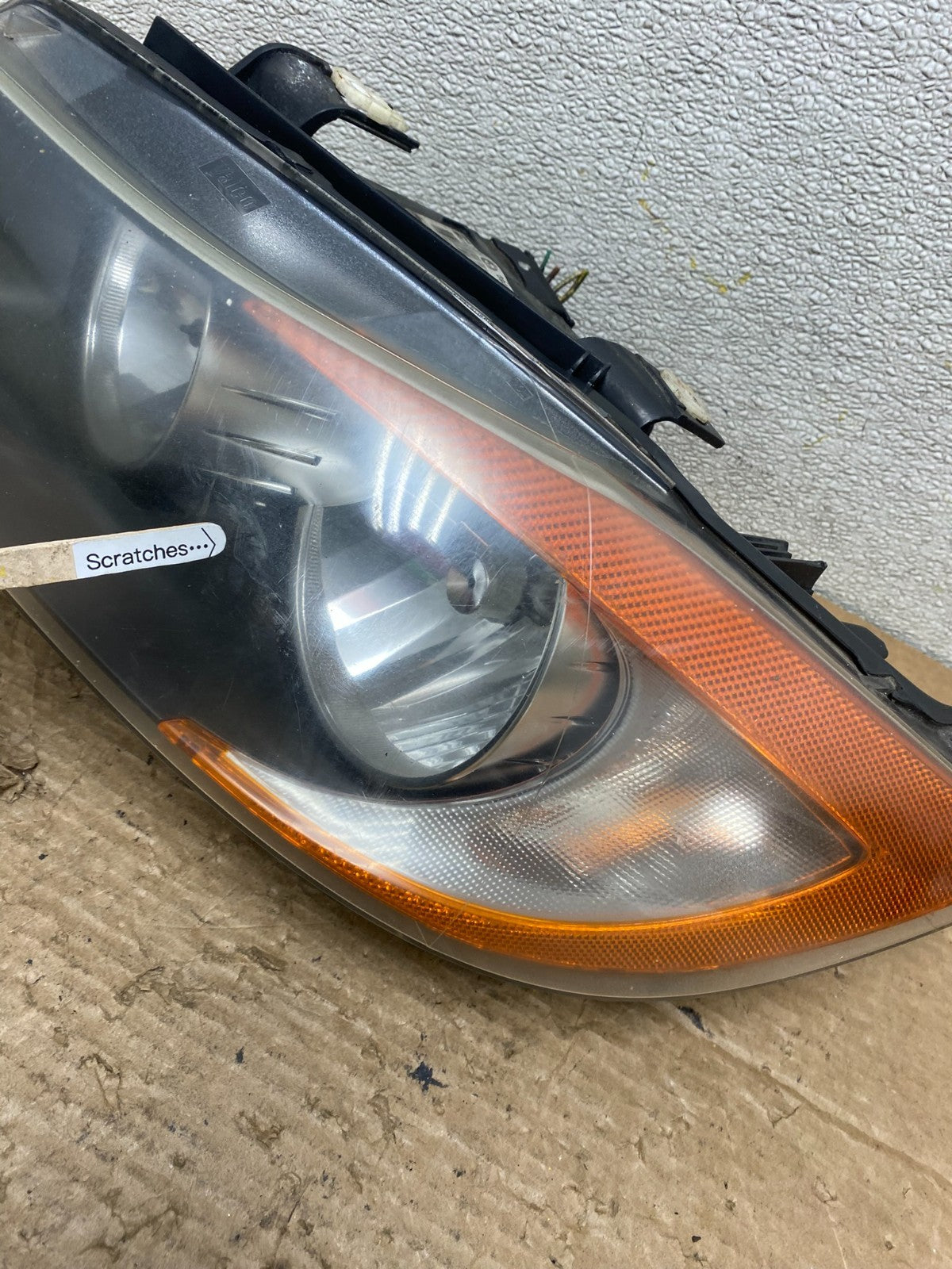Halogen 2006 to 2008 BMW 3 Series Headlight Left Driver LH Oem Z3049 DW3