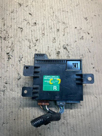 2008 - 2010 Honda Odyssey Rear Right Passenger Sliding Door Module x0943 DG2