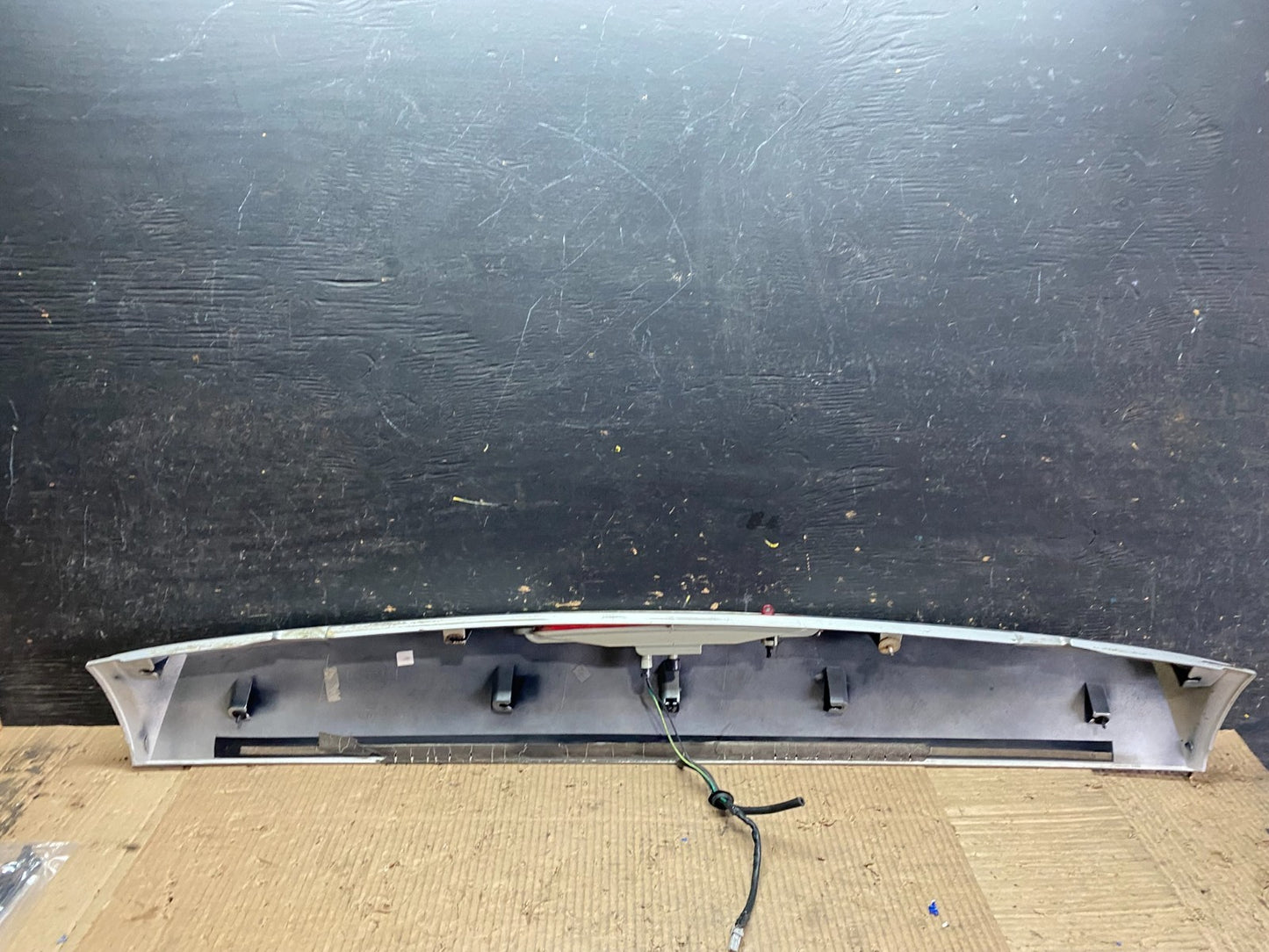 2004 to 2010 Nissan Armada Rear Tailgate Liftgate Spoiler Wing W/ Light W9973 DG5