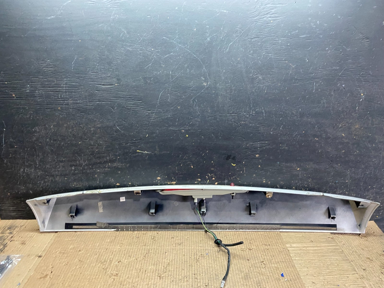 2004 to 2010 Nissan Armada Rear Tailgate Liftgate Spoiler Wing W/ Light W9973 DG5