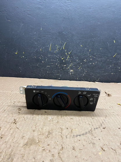 1995 to 1999 Toyota Avalon AC Heater Temperature Climate Control Switch Y7804 PS0