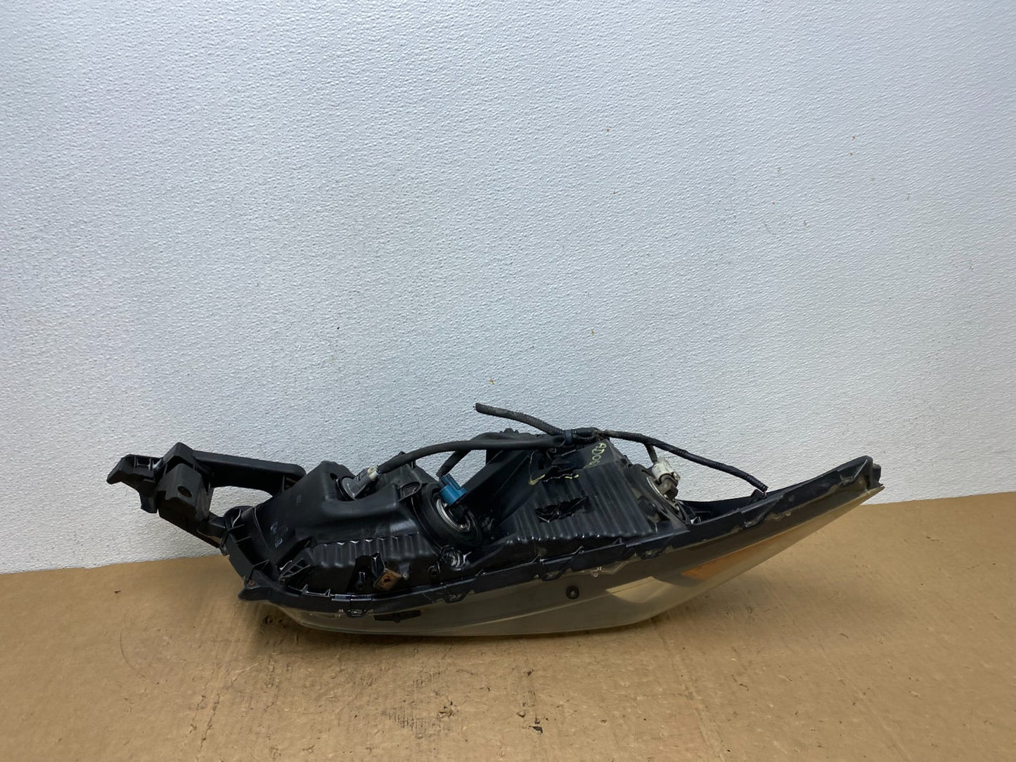 2008 to 2012 Honda Accord Sedan Headlight Left Driver Lh Side AD0631 DW7