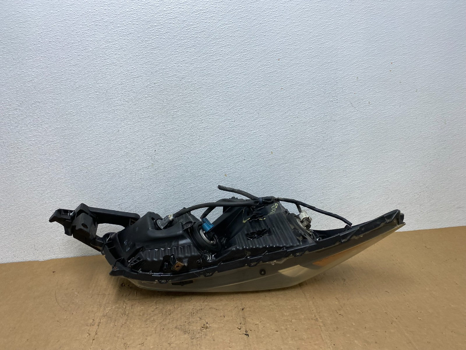 2008 to 2012 Honda Accord Sedan Headlight Left Driver Lh Side AD0631 DW7