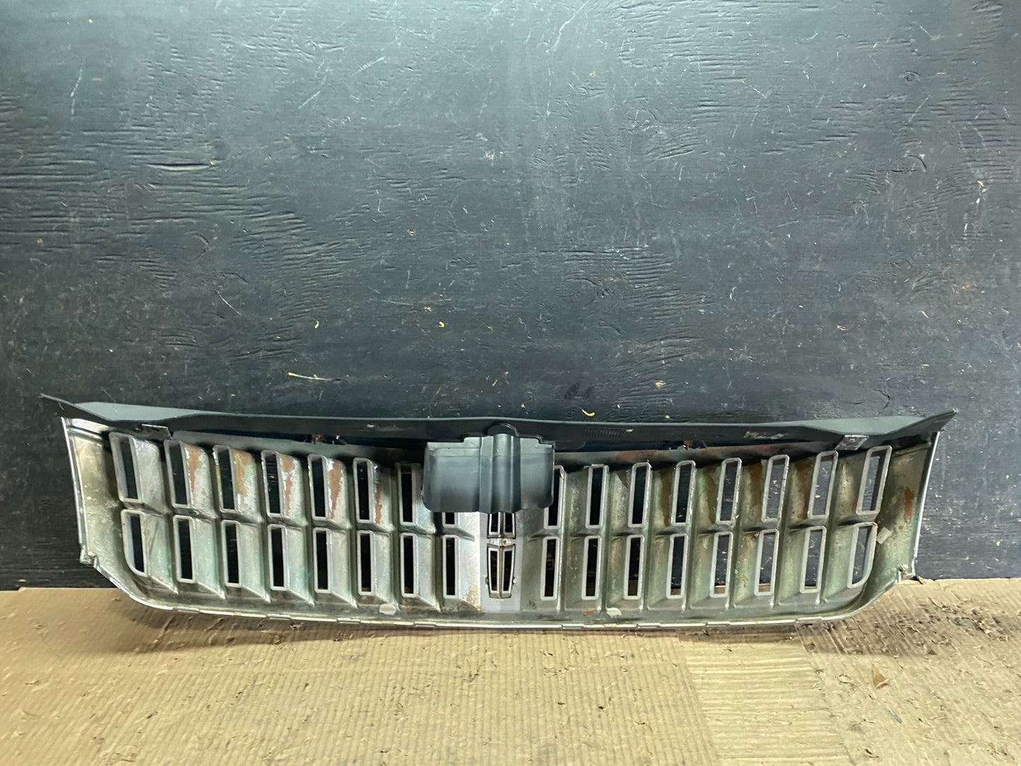 2006 to 2009 Lincoln Zephyr Mkz Chrome Front Upper Grill Grille W9868 DG3