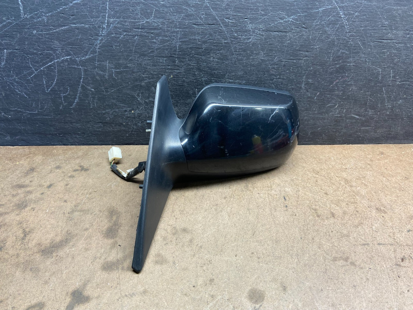2003-2008 Mazda 6 Left Driver LH Front View Door Mirror OEM J5698 DG0