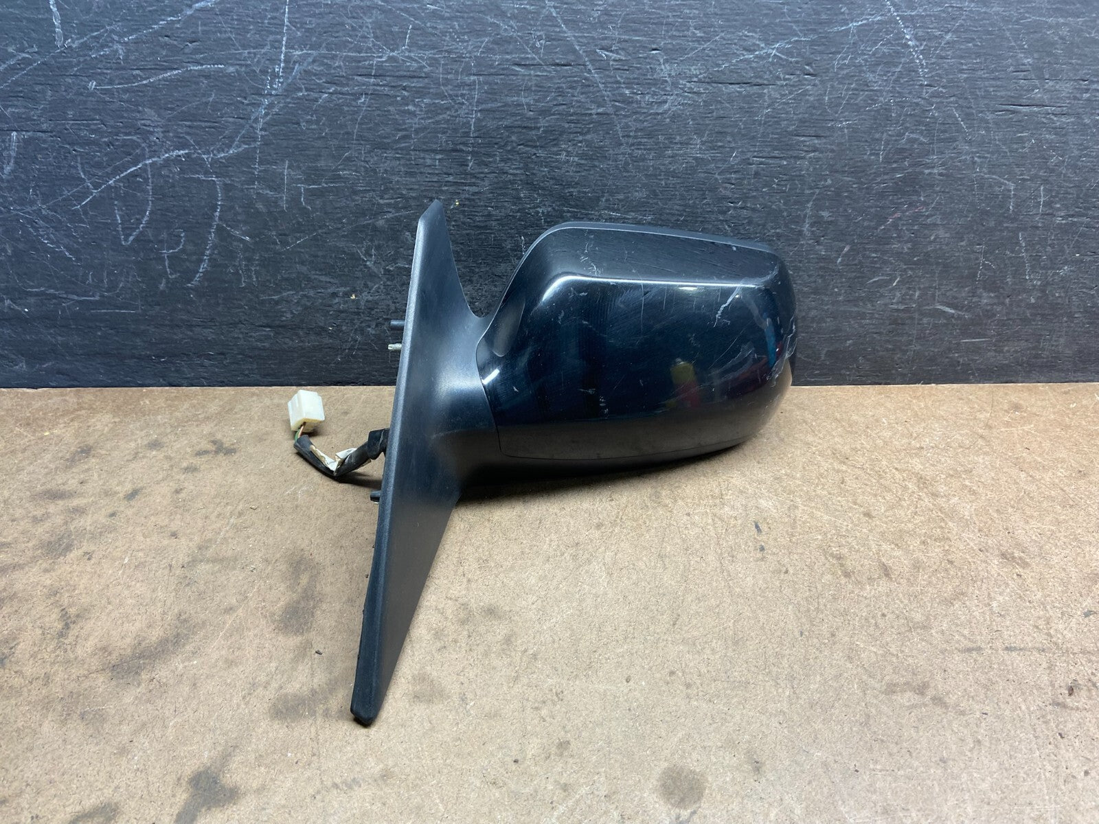 2003-2008 Mazda 6 Left Driver LH Front View Door Mirror OEM J5698 DG0