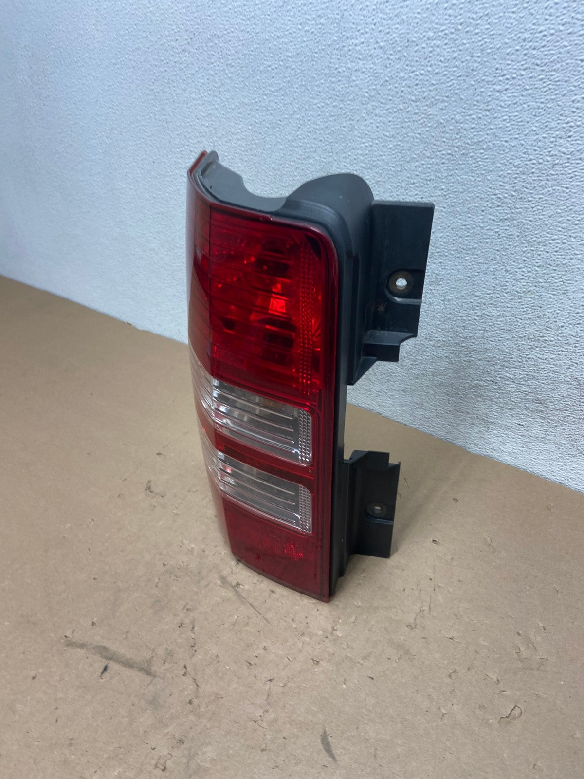 2008 to 2012 Jeep Liberty Left Driver Side Lh Tail Light AG4194 LK1