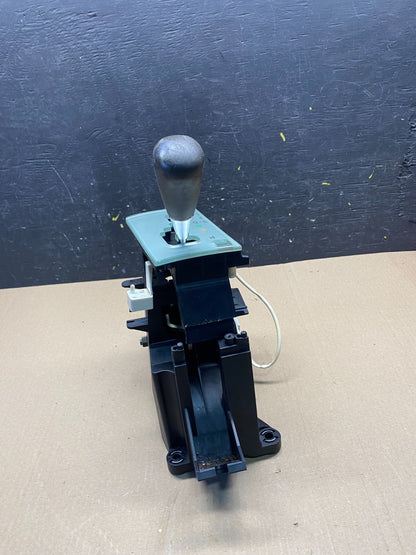 2004 Toyota Solara Console Center Automatic Shifter Gear Floor Oem Q6884 DG2