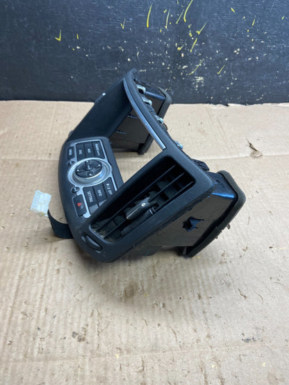 2008 to 2012 Infiniti G35 G37 Radio Player Climate Control Panel Bezel y5317 DG2