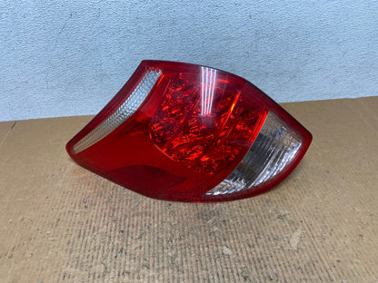 2006 2007 2008 Toyota Rav4 Left Driver LH Side Tail Light AE1636 LK0