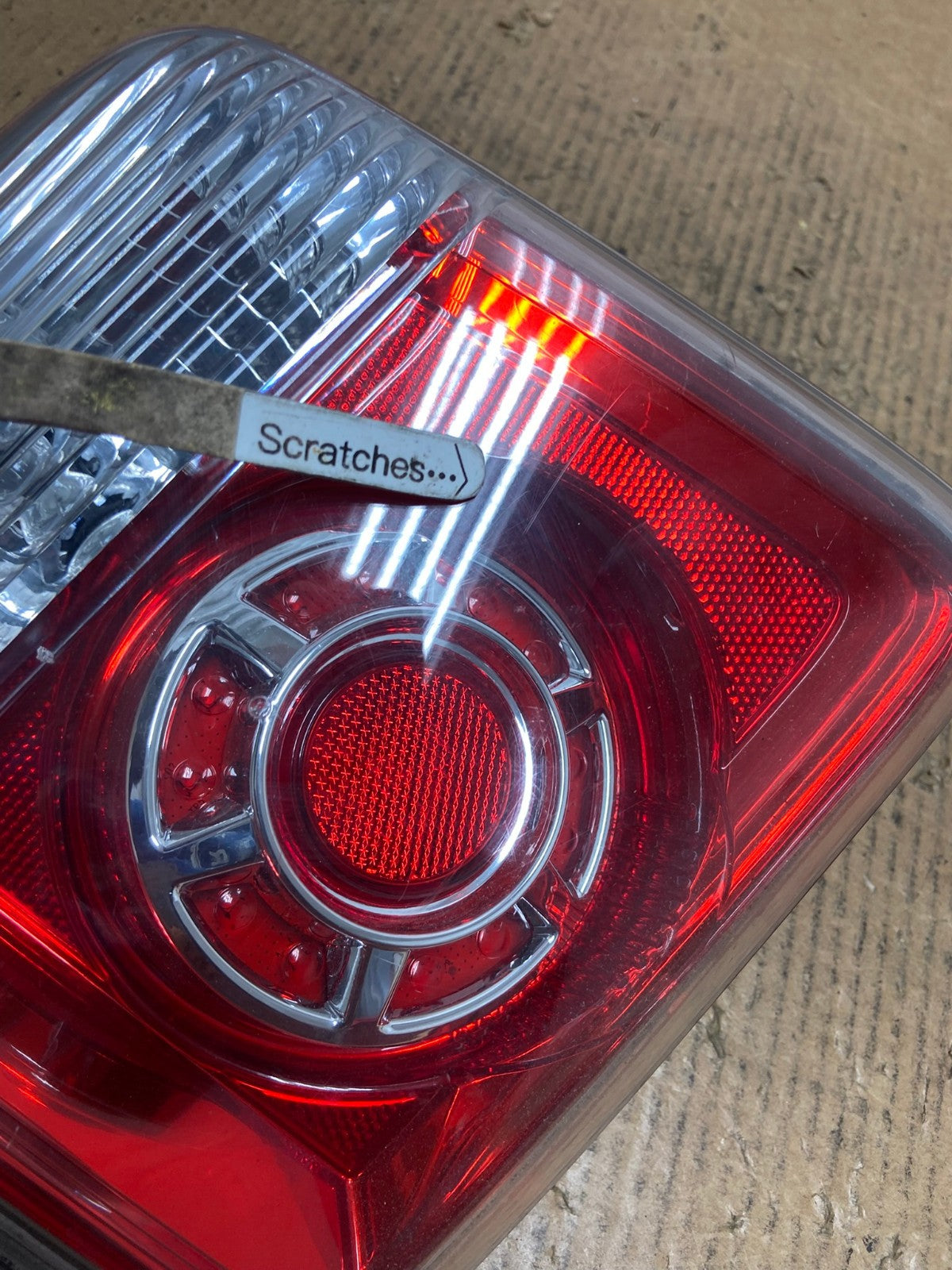 2007 to 2012 GMC Acadia Left Driver Lh Side Tail Light Inner AE1539 LK3