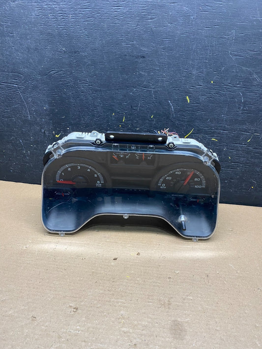 2009 to 2014 Ford E150 E250 Gauge Speedometer Cluster s6433 DG0