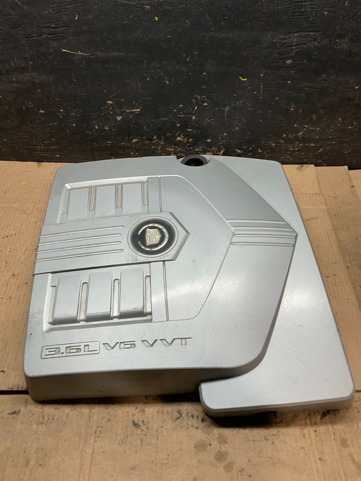 2004 to 2007  Cadillac CTS 3.6L Plastic Engine Cover Shield W4598 DG3