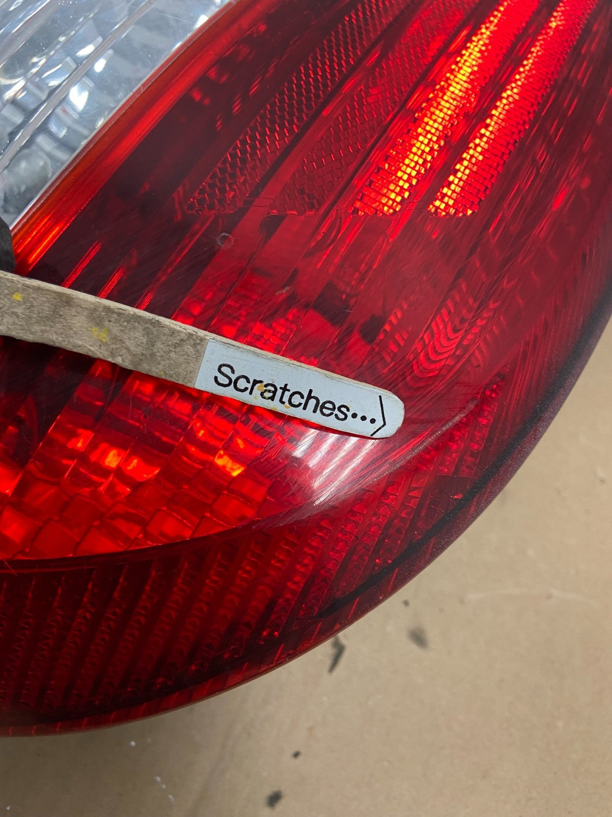 2002 2003 2004 Toyota Camry Left Driver LH Side Tail Light AB6314 DW3