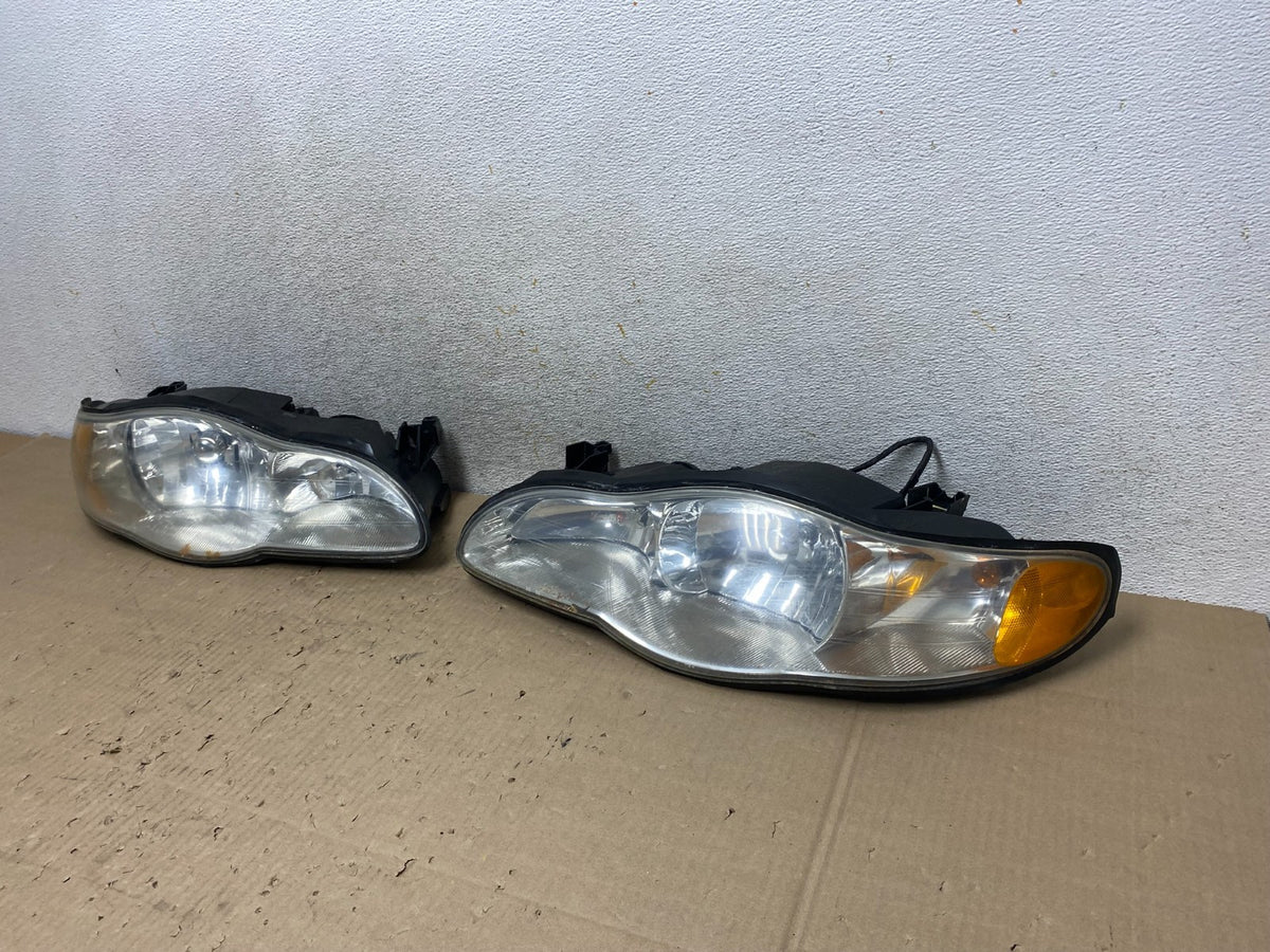 2000 to 2005 Chevrolet Monte Carlo Left+Right Side Set Headlights AI2324 DW1