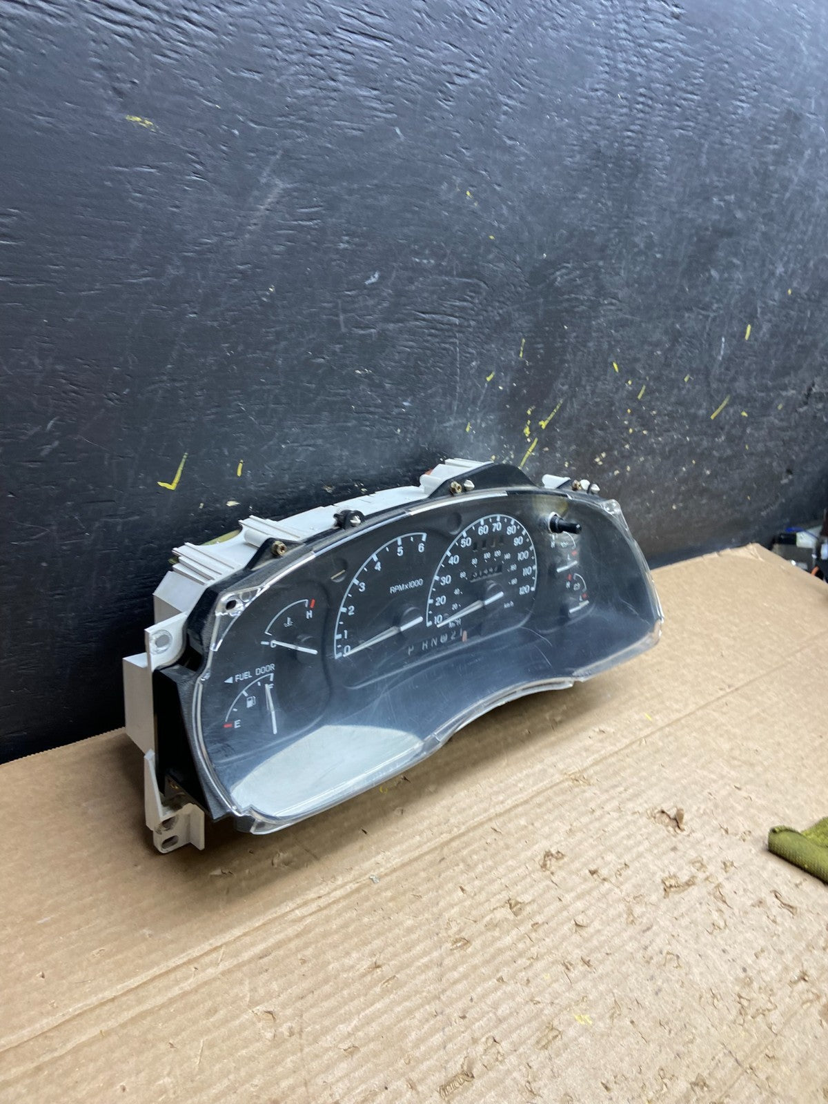 2001 2002 2003 Ford Explorer Speedometer Cluster Gauge Oem w3100 DG2