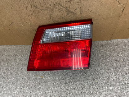 2005 2006 2007 Honda Odyssey Inner Right Passenger RH Tail Light Z9557 DW0