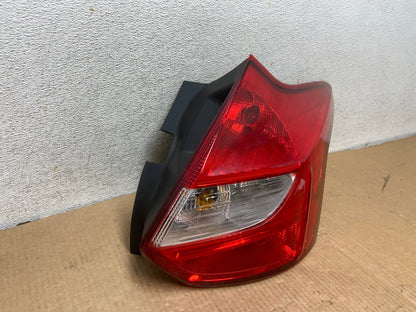 2012-2014 Ford Focus Hatchback Right Passenger Side Rh Tail LIght AI6982 LK2