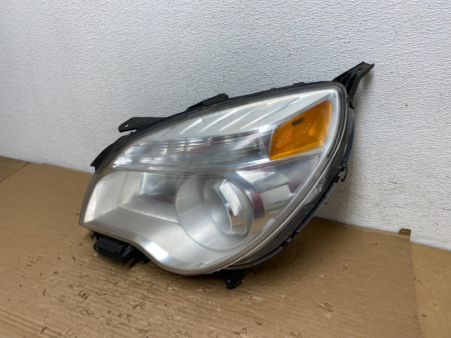 2010-2015 Chevrolet Equinox Halogen Projector Headlight Left Driver TYC AD43391