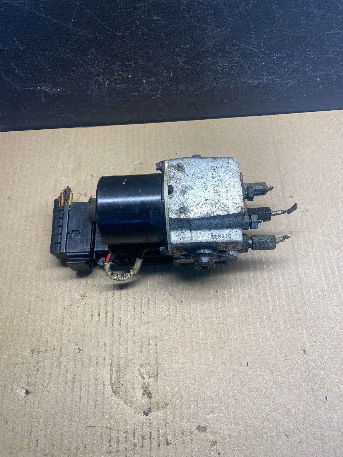 2003 - 2007 Ford E250 E350 ABS Anti Lock Brake Pump Module AC8994 DG1