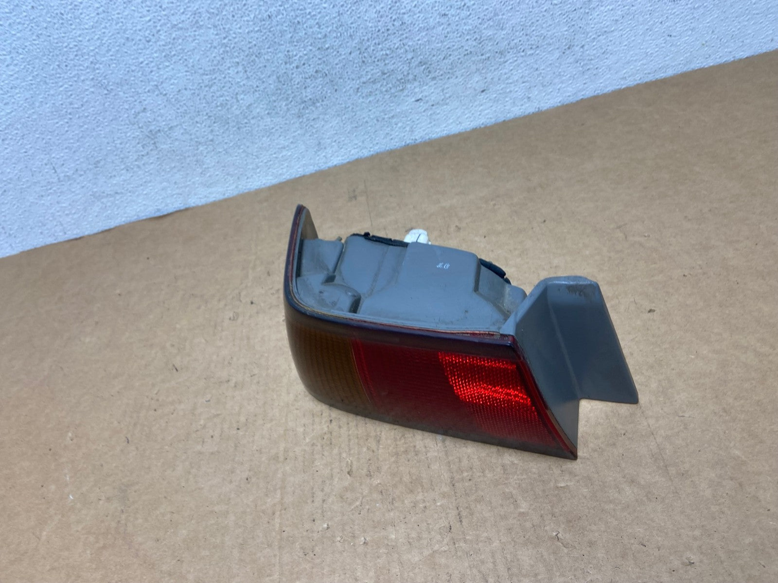 1997 1998 1999 Toyota Camry Tail Light Left Driver Rh Side AD4537 LK1